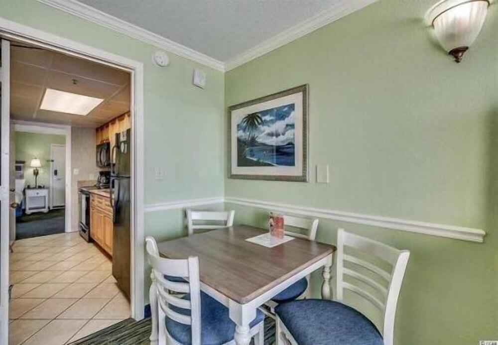 Caribbean Resort 720