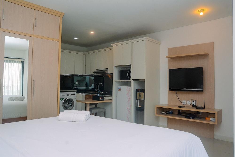 Comfortable Studio Apartment at Tamansari Semanggi