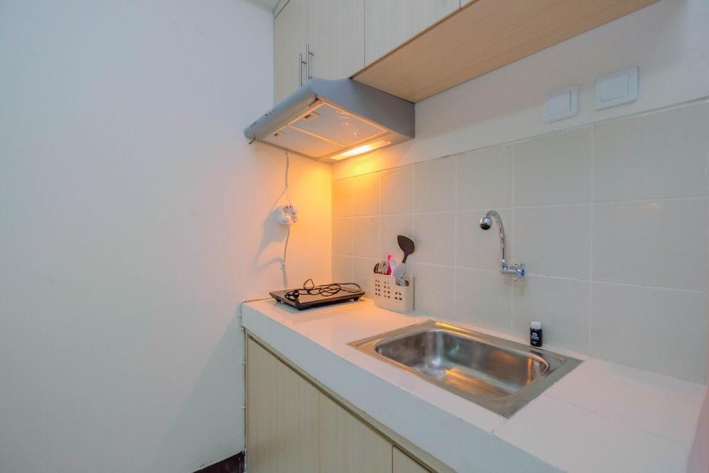 Cozy and Compact Cinere Resort Studio Apartment