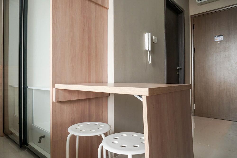 Comfortable Design Studio Apartment Ciputra International