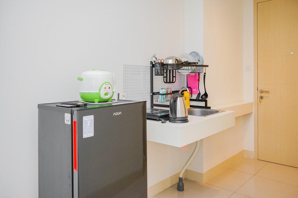 Elegant Studio Tree Park Apartment