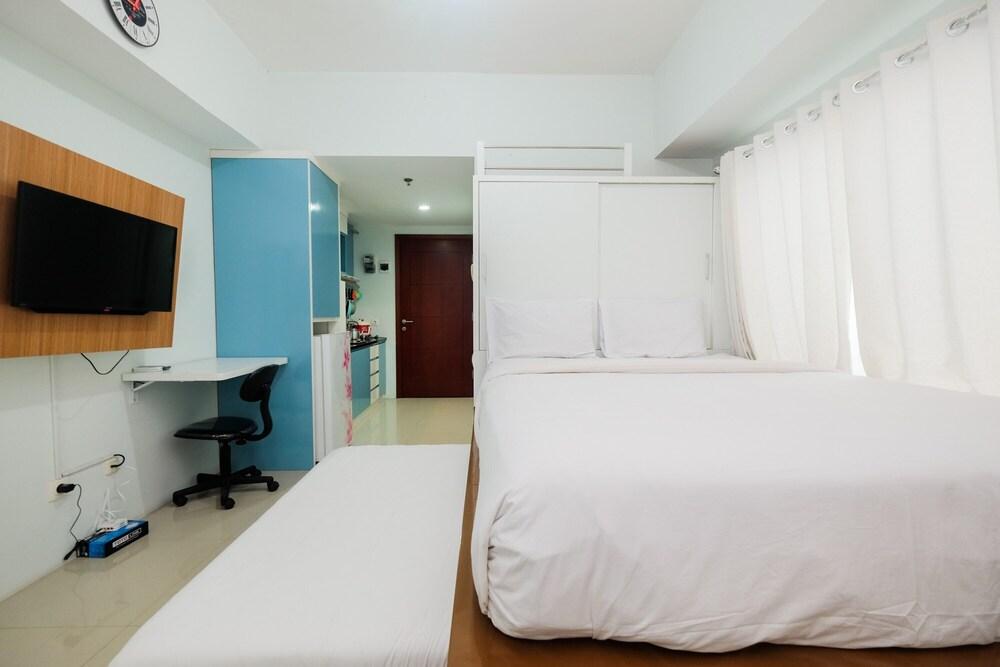 Comfy Studio Tamansari Mahogany Apartment