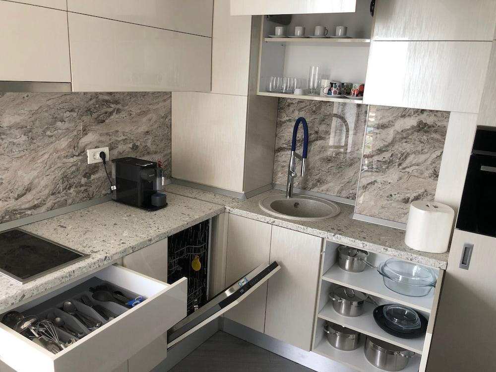 Westpark 2 Residence Lakeview W6