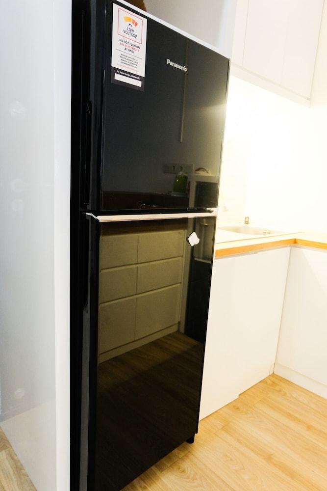 Spacious Studio Apartment at Skyline Paramount