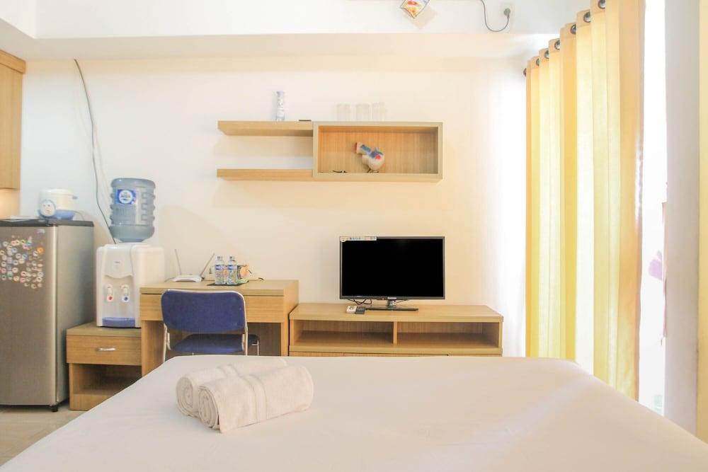 Compact Studio Apartment at Margonda Residence 3