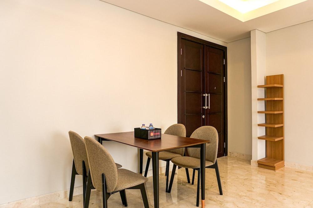 Cozy 2BR @ The Empyreal Condominium Epicentrum Apartment