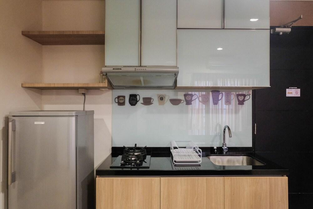 Modern Style 2BR Apartment at Paramount Skyline