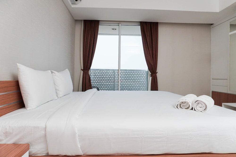 Spacious Studio with City View West Vista Apartment