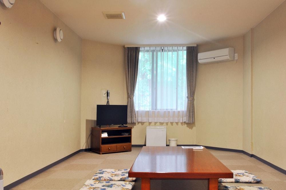 Pension Shadow Classe