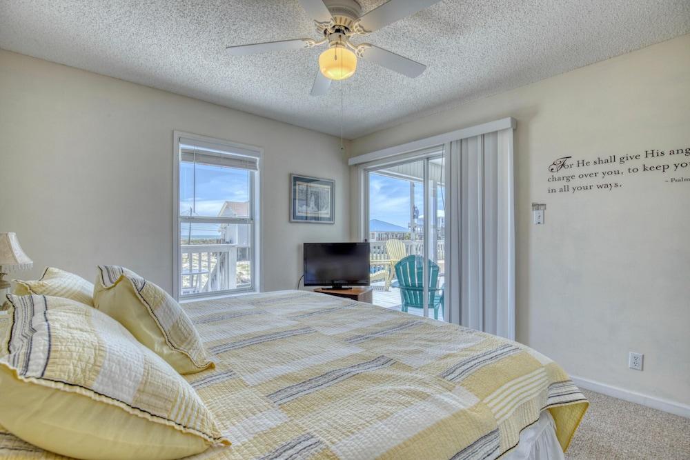 Water's Edge - 2227 Mallard