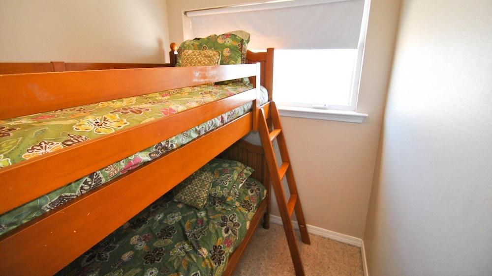 Kowabunga - 102 Shell Ct