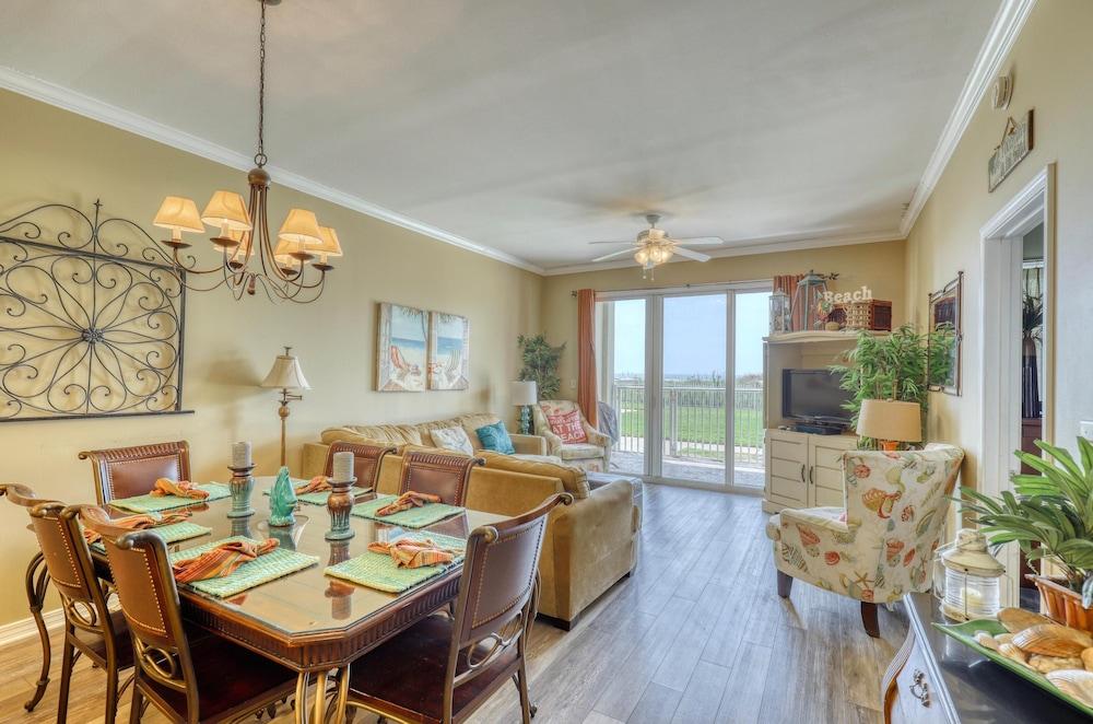 Footprints In The Sand-inn 112