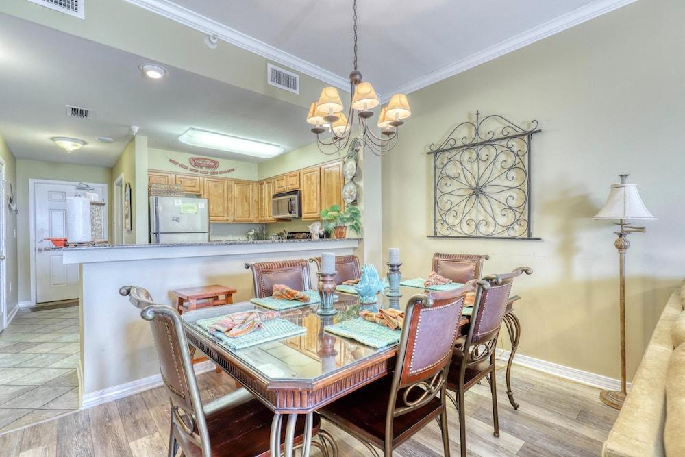 Footprints In The Sand-inn 112