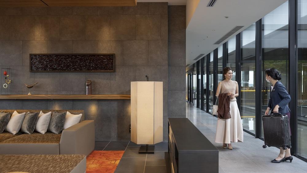 THE BLOSSOM KUMAMOTO