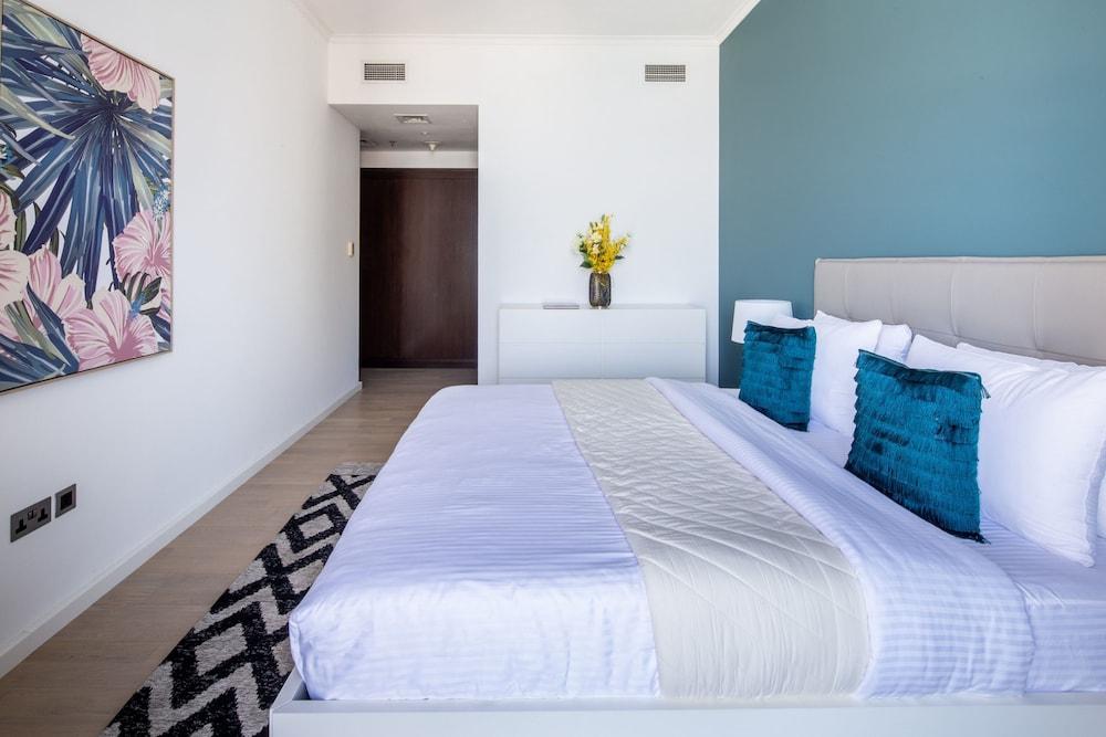 Exceptional 2BR Apartment in Dubai Marina