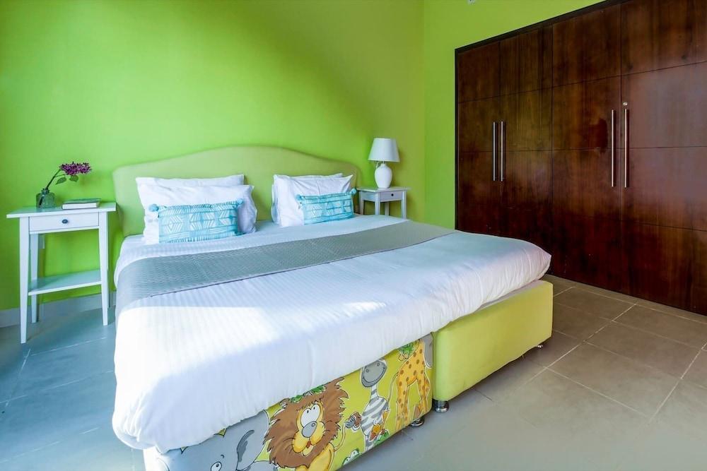 Top-notch 2BR With Magical Marina Views!