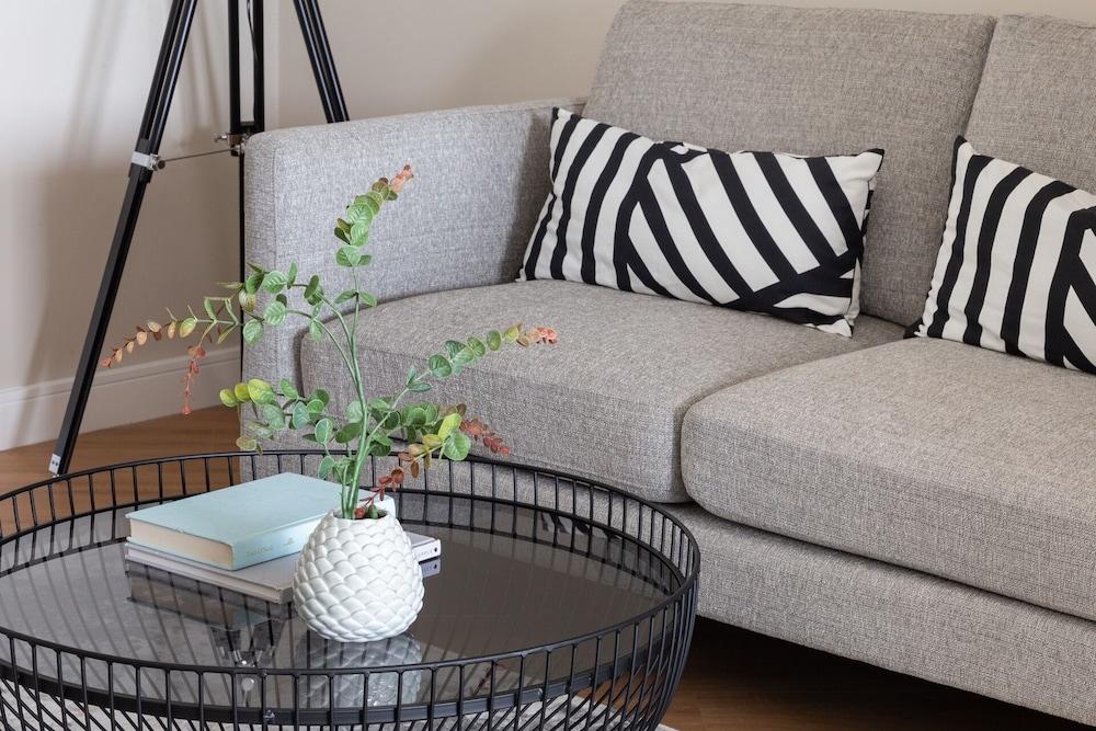 Upscale Studio Apartment in JLT