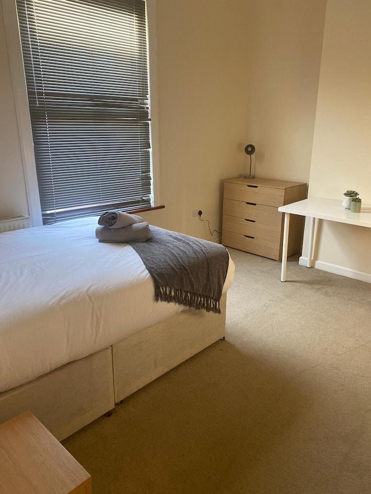 Reading 3 bed 2 bath