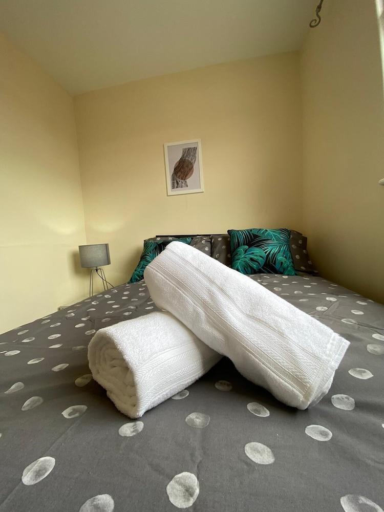 Reading 3 Bedroom apartment