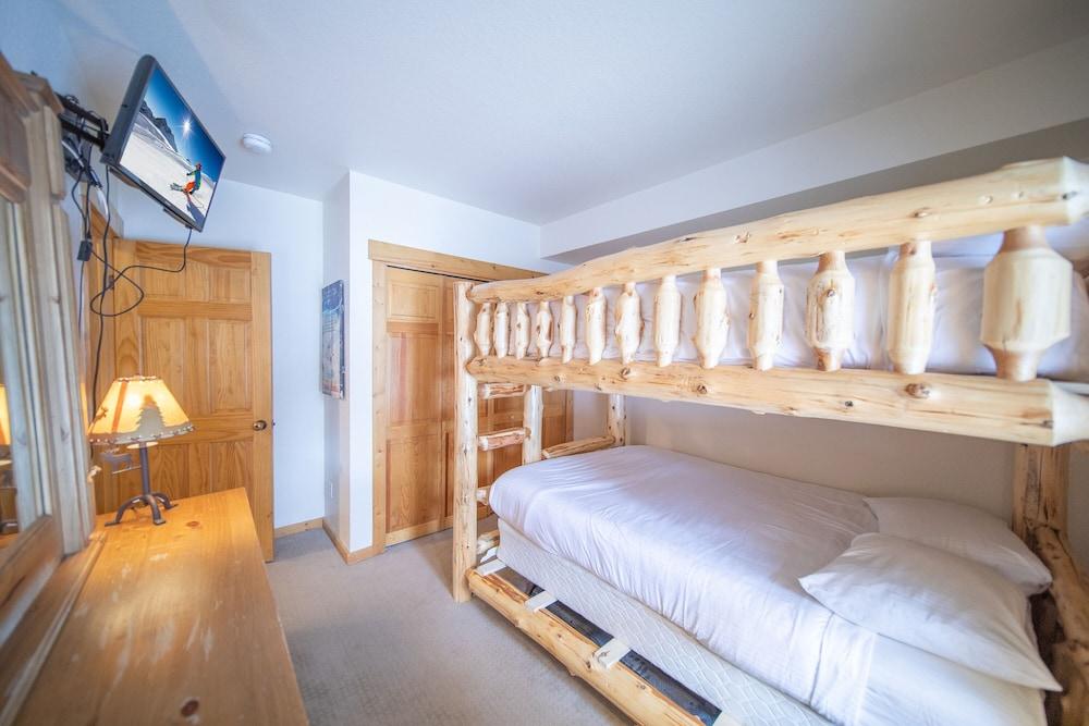 Tenderfoot Lodge 2611