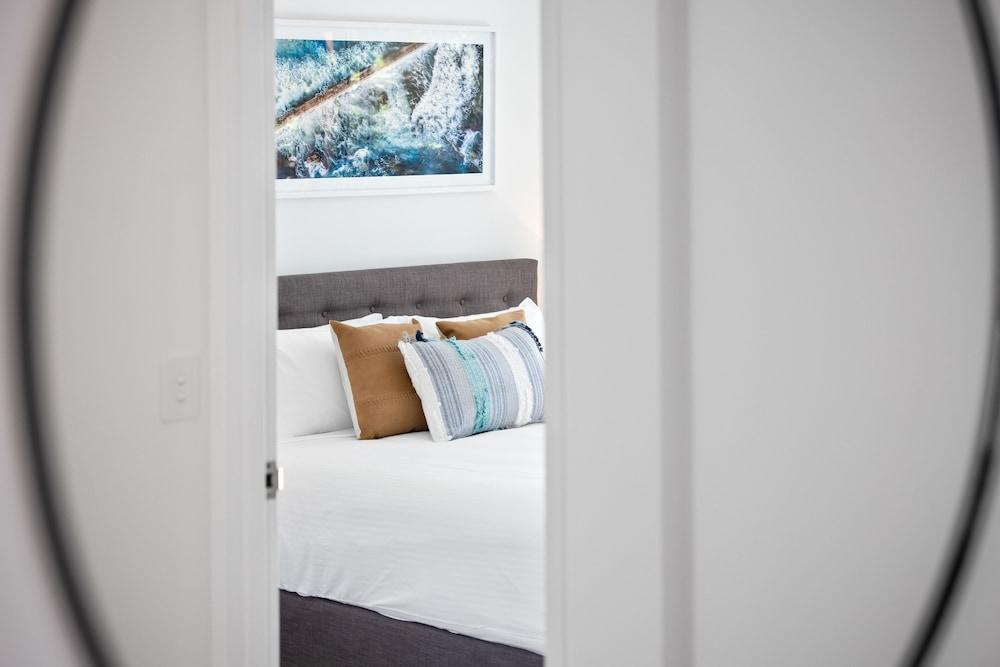 Azure Apartments by Urban Rest