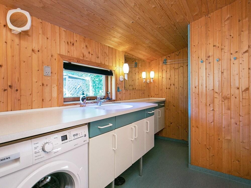 7 Person Holiday Home in Vaeggerlose