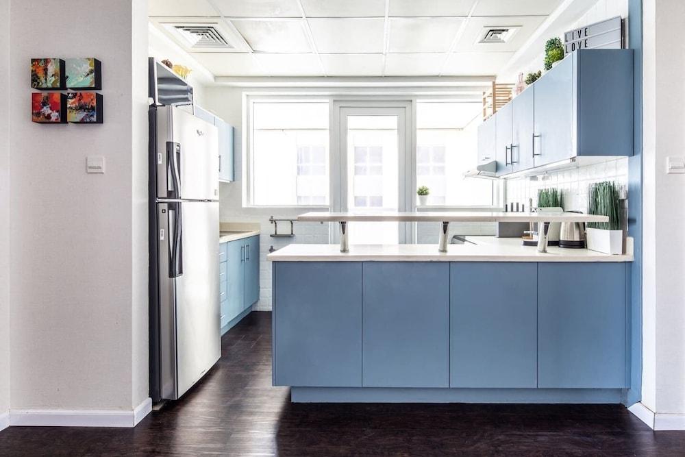 Unique & Contemporary 2BR in Dubai Marina!