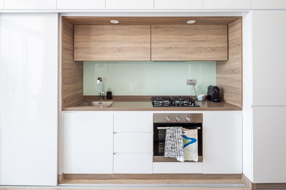 Sensational Studio Apartment In Dubai Marina