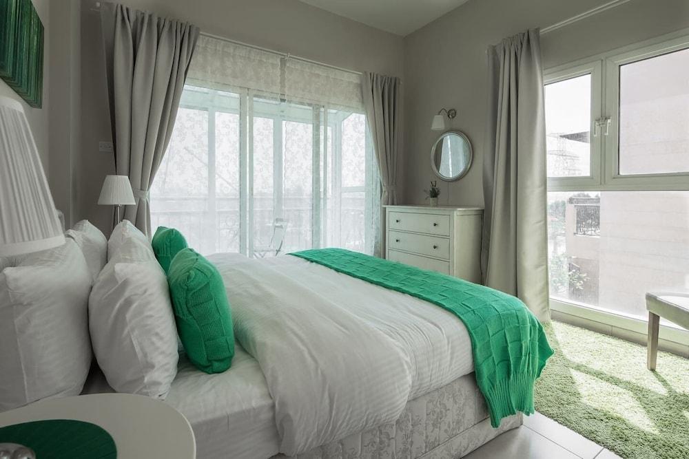 Spacious + Beautiful Private Villa in JVC