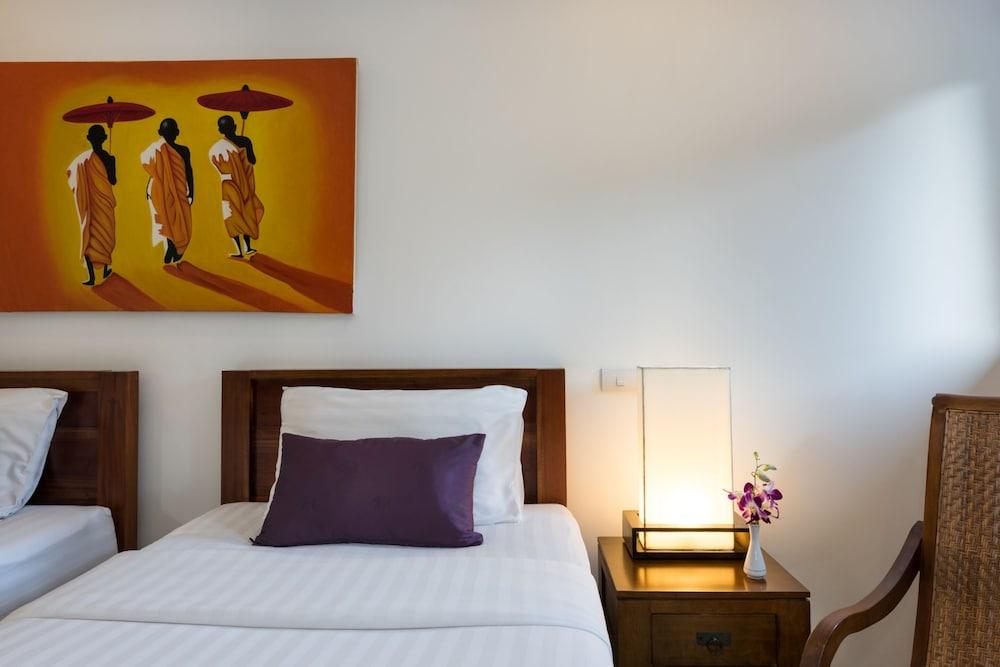 Modern Tropical Villa