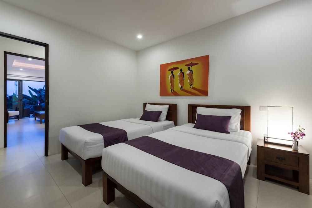 Modern Tropical Villa