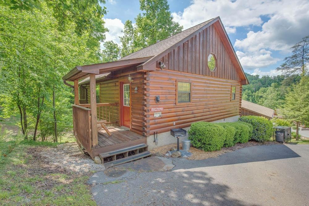 Bear Escape by Jackson Mountain Rentals