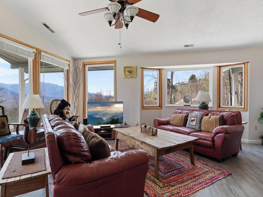 High Cotton by Jackson Mountain Rentals