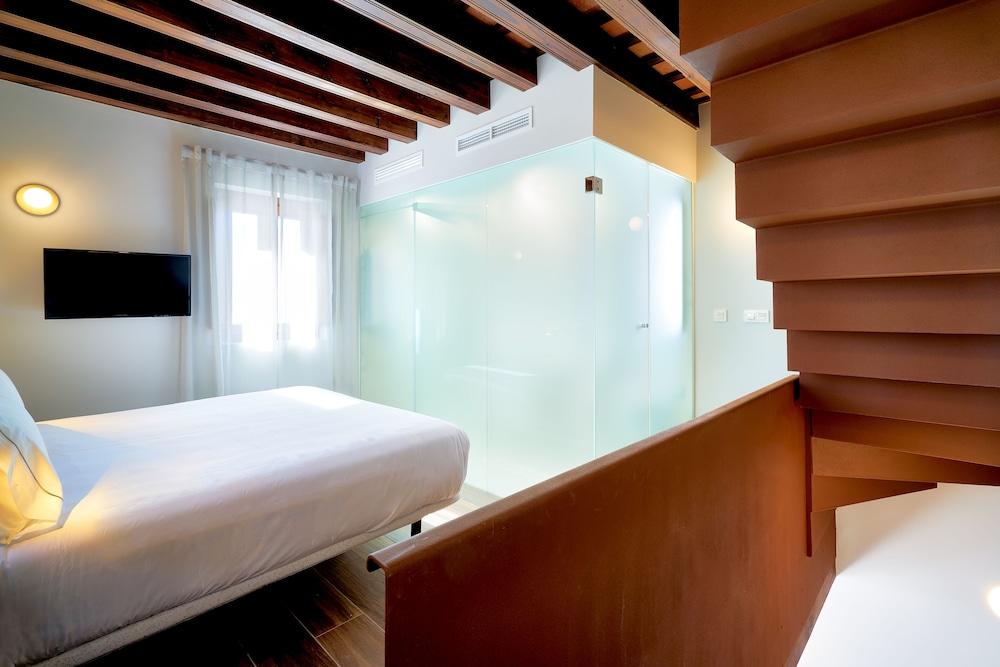 Tandem Torres De Cádiz Suites