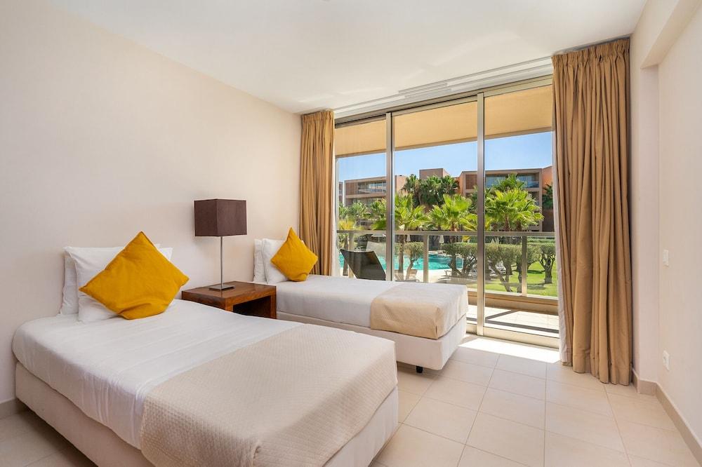 Salgados Palm Village