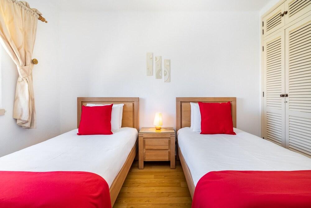 Vilamoura Oasis Family Duplex