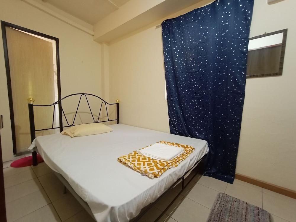 SPOT ON 90119 Bed's Guesthouse