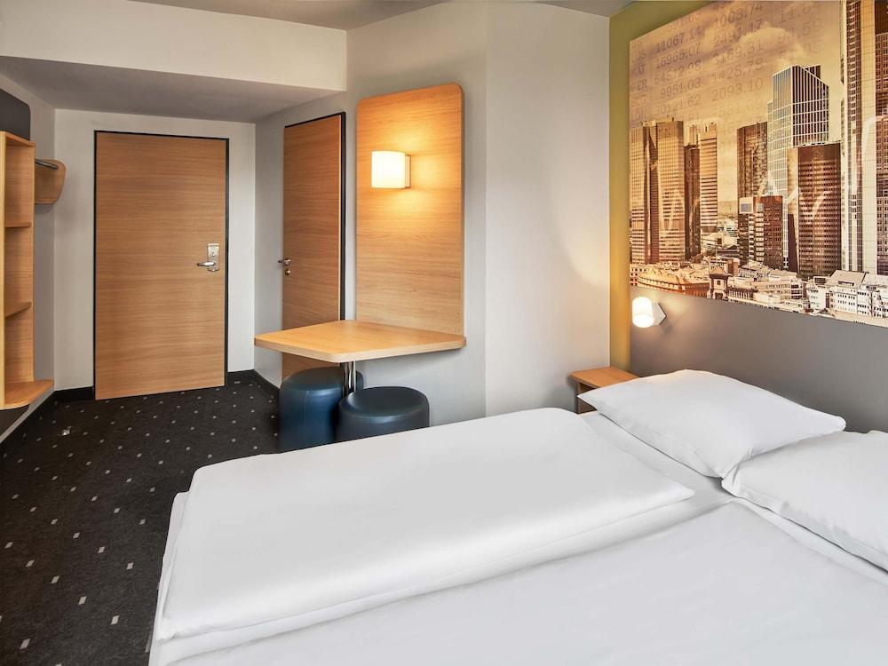 B&B Hotel Frankfurt-West