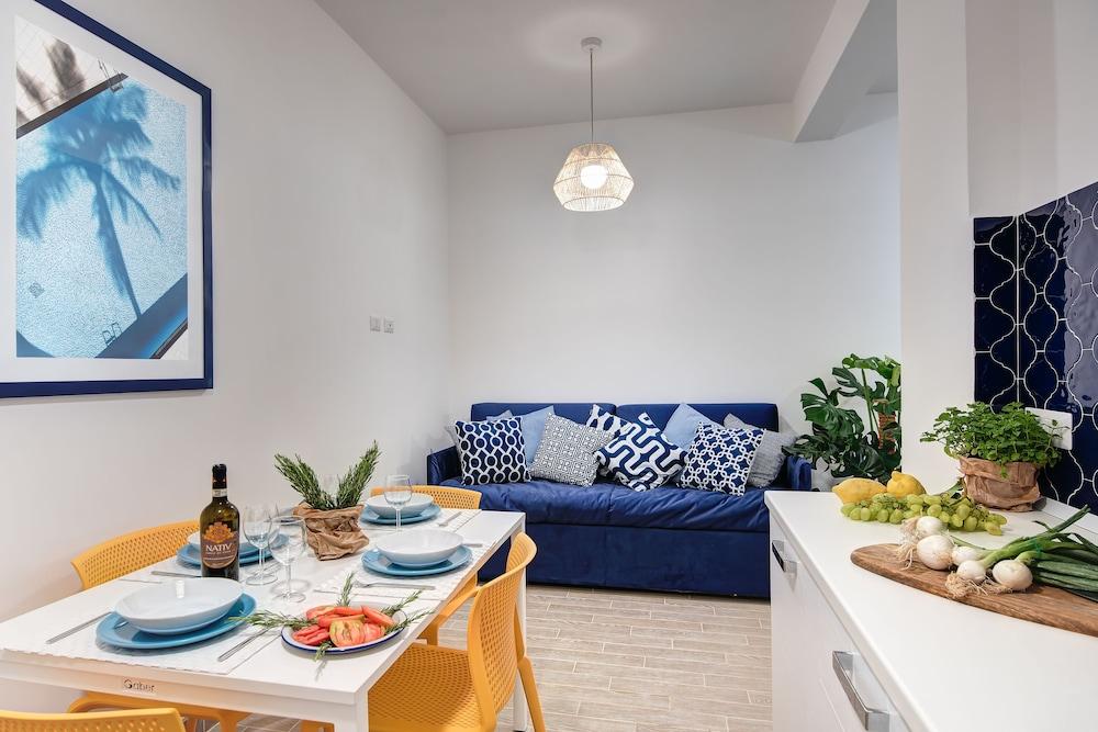 Gazebo Terrace Apartment