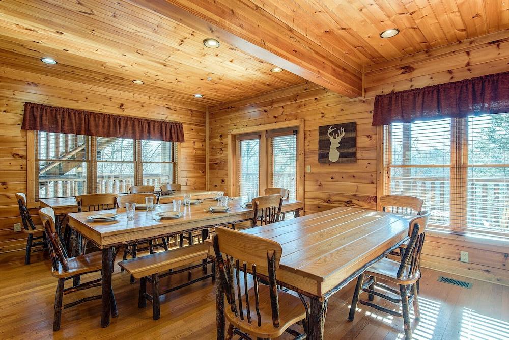 Mountain View Lodge by Jackson Mountain Rentals