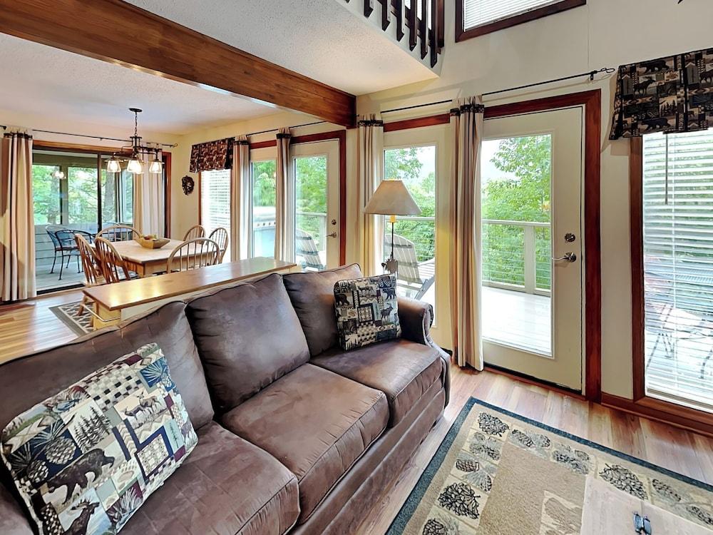 Mountain Charm by Jackson Mountain Rentals