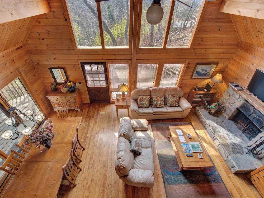 Mountain Treasure by Jackson Mountain Rentals