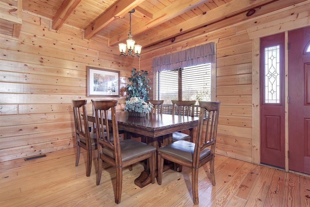 Marlene's Hideaway by Jackson Mountain Rentals