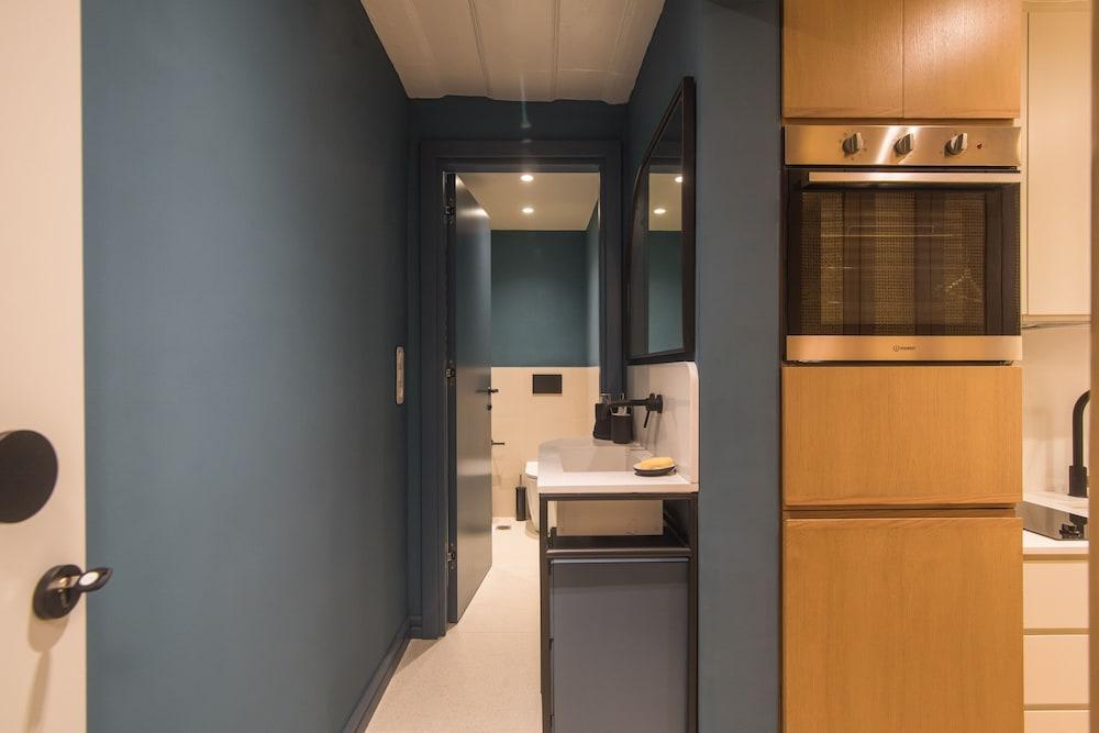 Liston Boutique Suites by CorfuEscapes