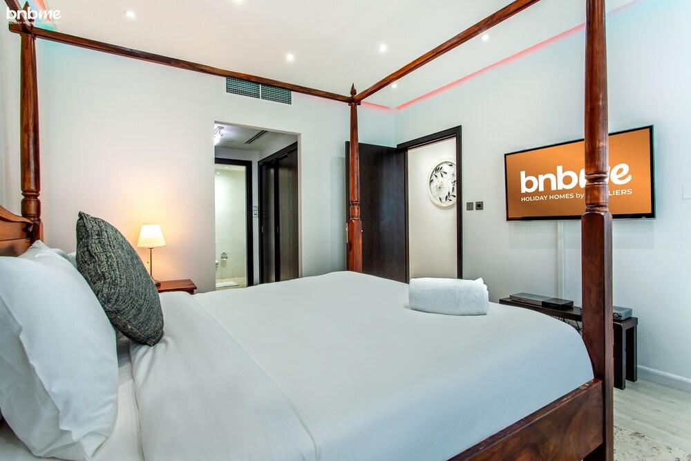 bnbme 4B-23Marina-1206