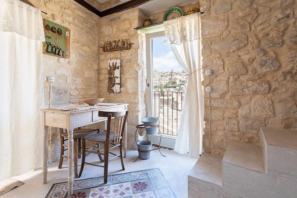 Nido di Modica con vista