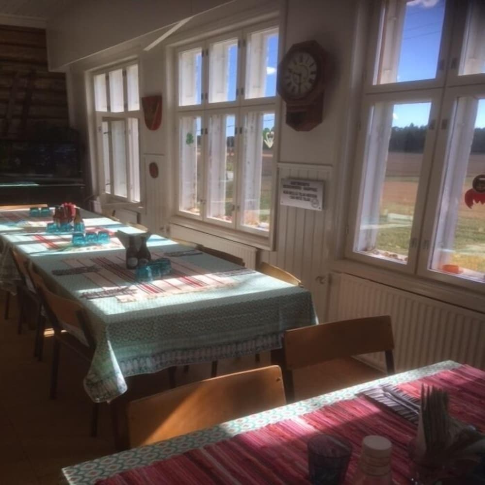 Ravintola Kansakoulu ja Majatalo