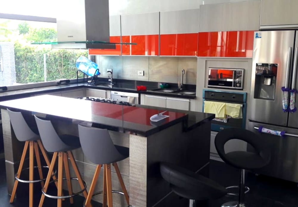 Casa Piscina Privada el  Peñon