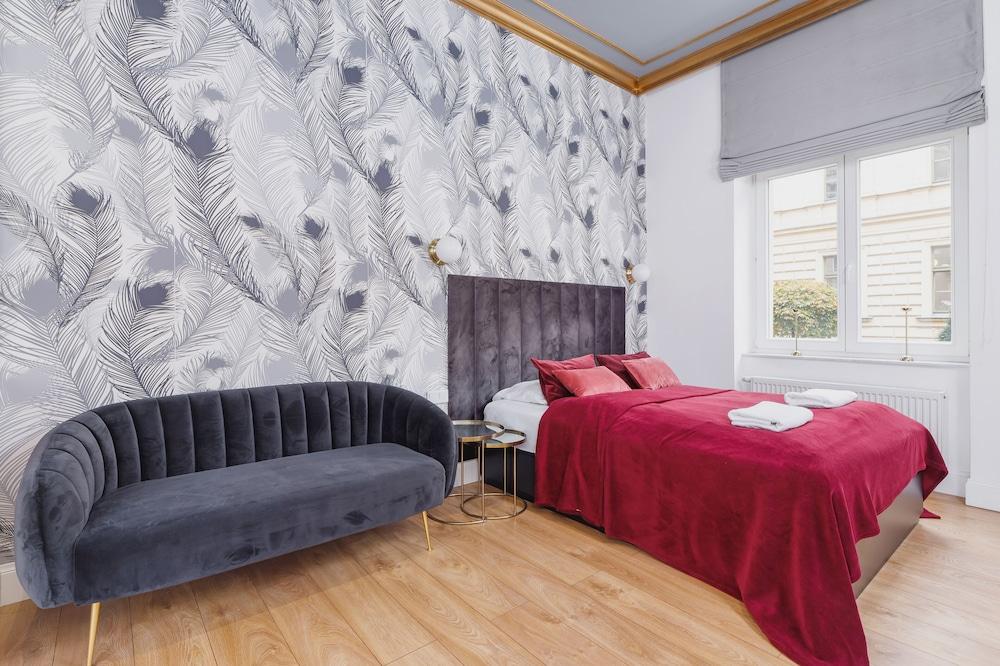 Studio Studencka Krakow by Renters