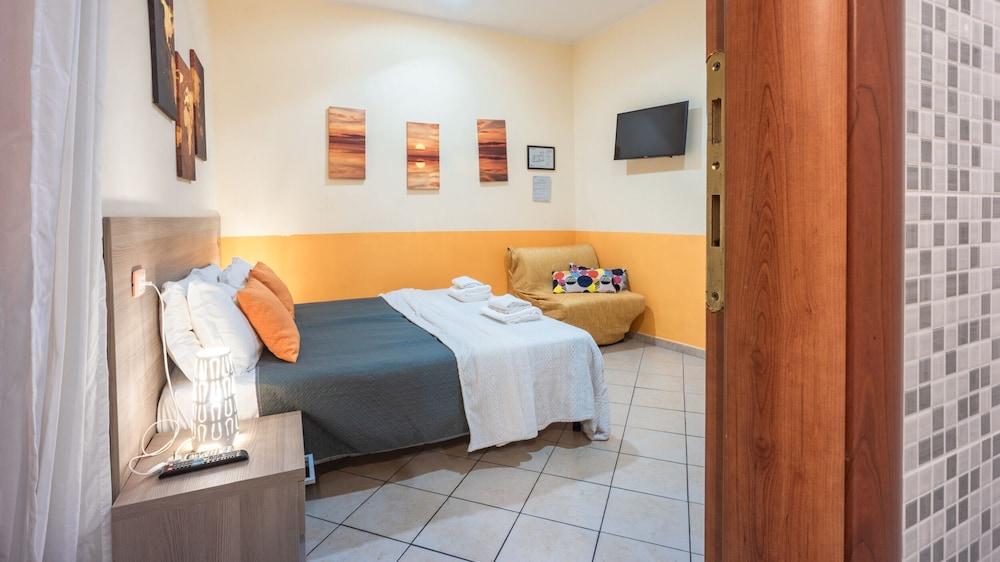 Domenichino guest house